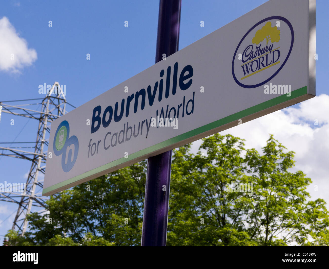 Schild am Bournville Bahnhof in Birmingham Stockfoto
