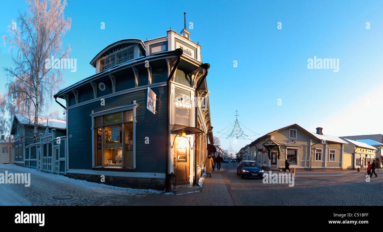 Panorama Finnland Rauma mittelalterliche Altstadt voller Holzhäuser im Winterschnee Stockfoto