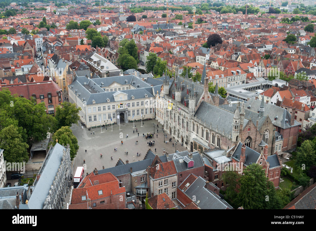 Eine Luftaufnahme der Stadt Brügge, West-Flandern, Belgien, den Belfried entnommen. Stockfoto