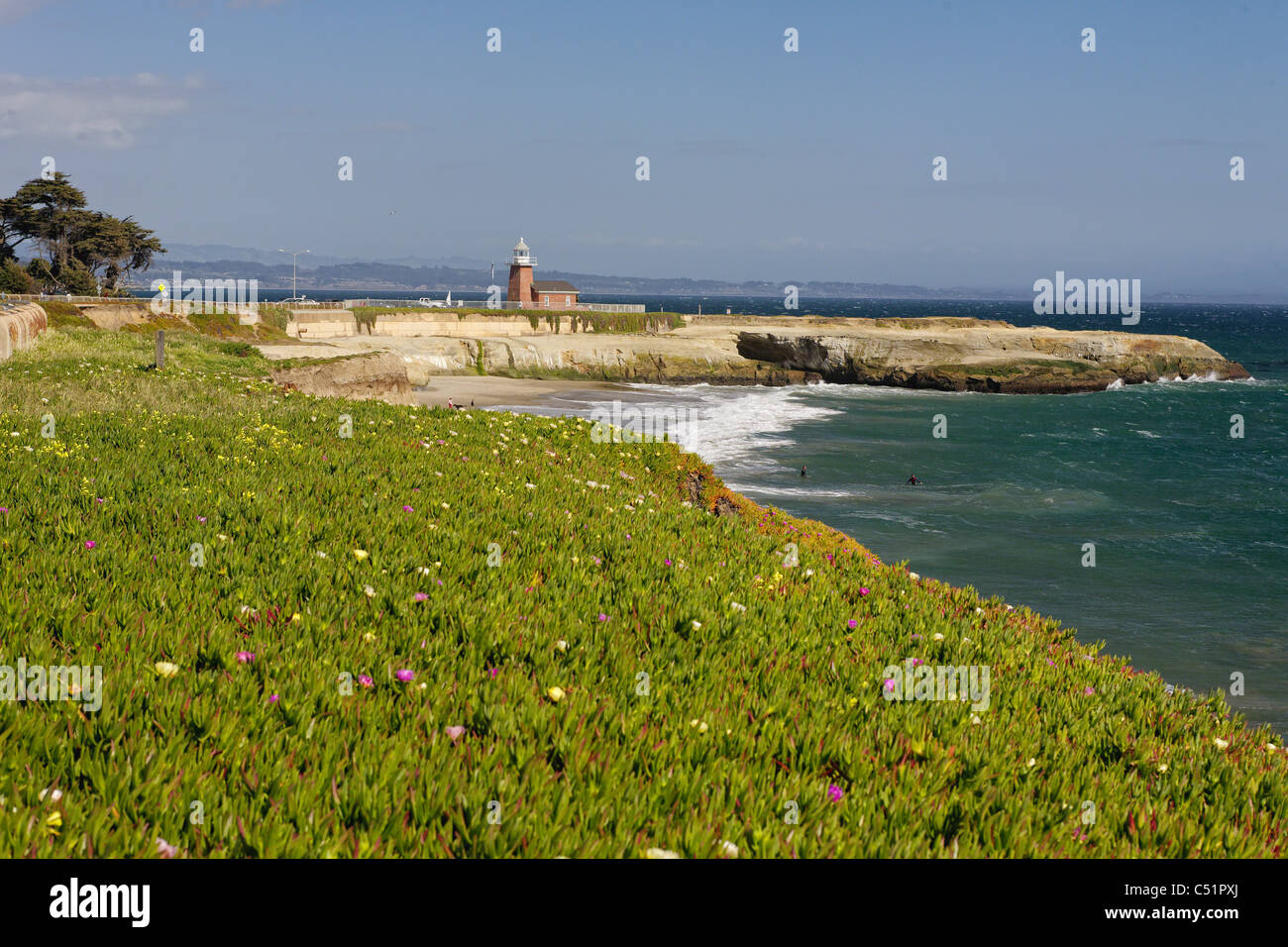 Ansicht der Hundestrand und der Leuchtturm-Santa Cruz, Kalifornien Stockfoto