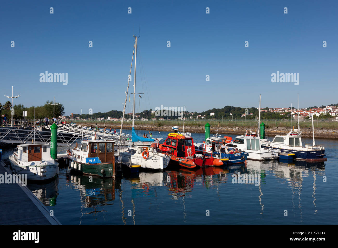 Hafen von Hondarribia, Gipuzkoa, Baskisches Land, Spanien Stockfoto