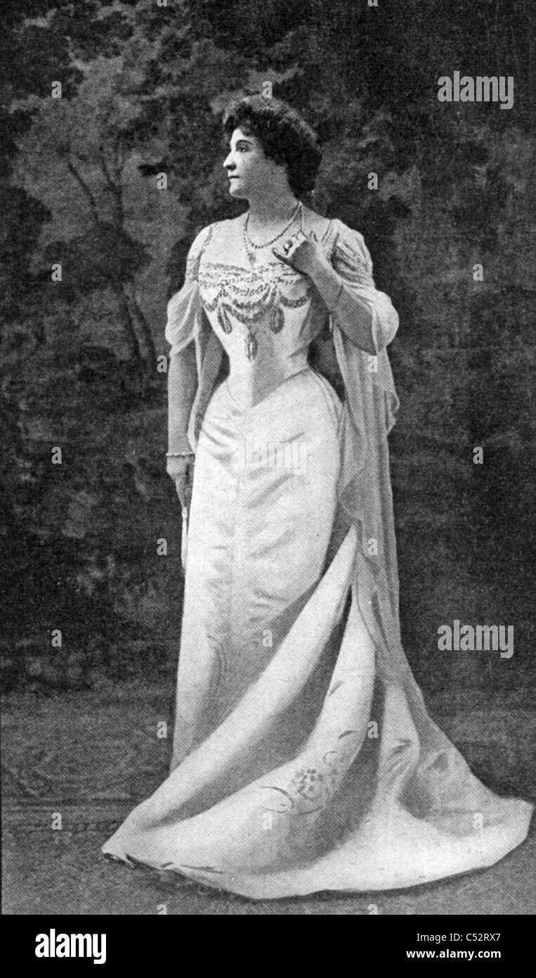 Australische Sopranistin DAME NELLIE MELBA (1861-1931) im Jahr 1904 Stockfoto