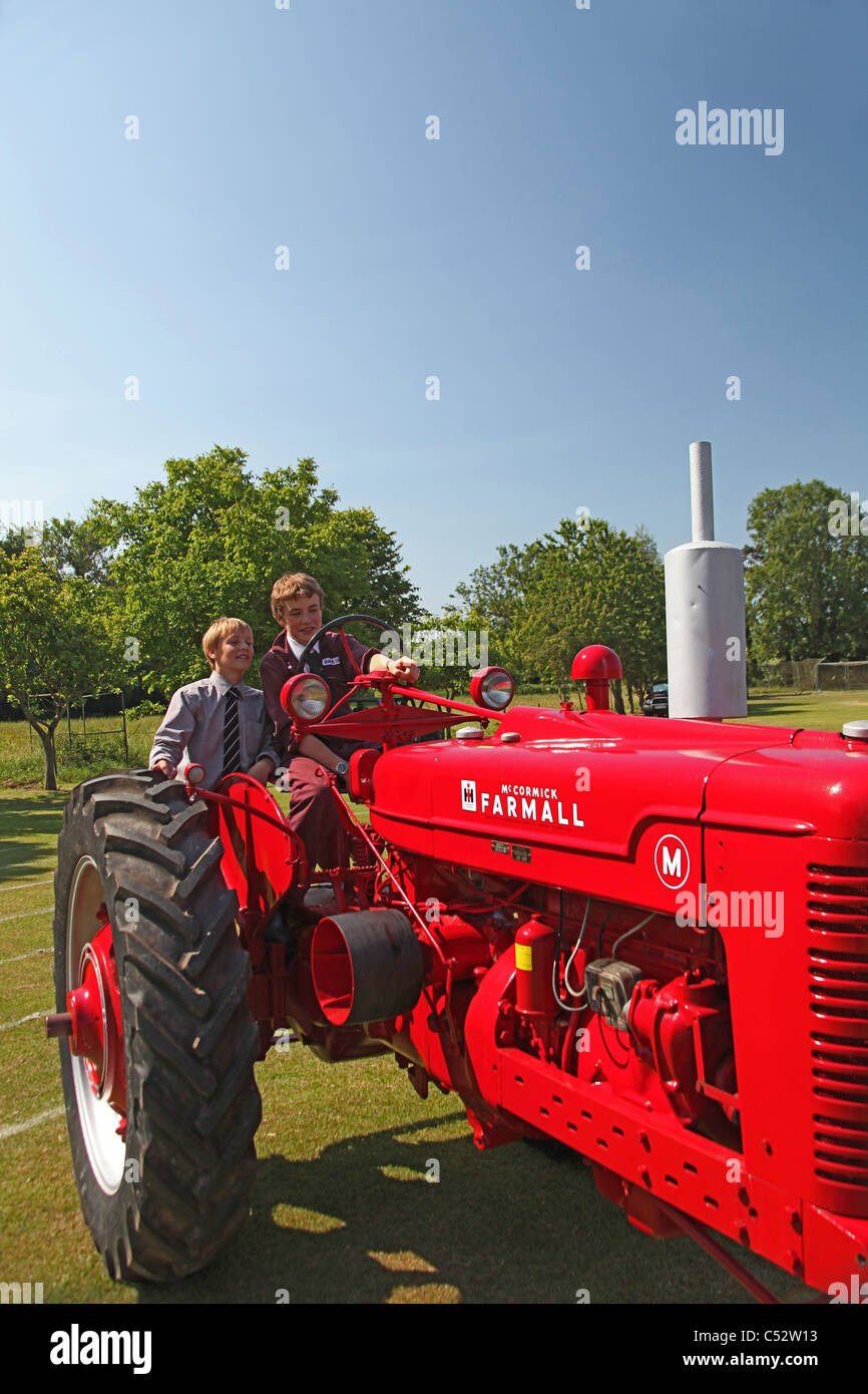 Schausteller traktor Fotos und Bildmaterial in hoher Auflösung Alamy