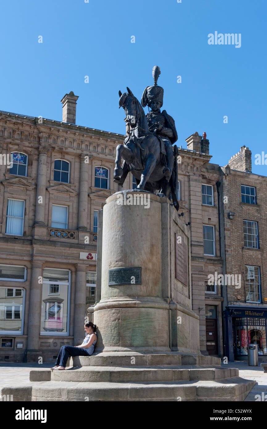 Die Statue von Lord Londonderry in Durham Marktplatz, Stockfoto
