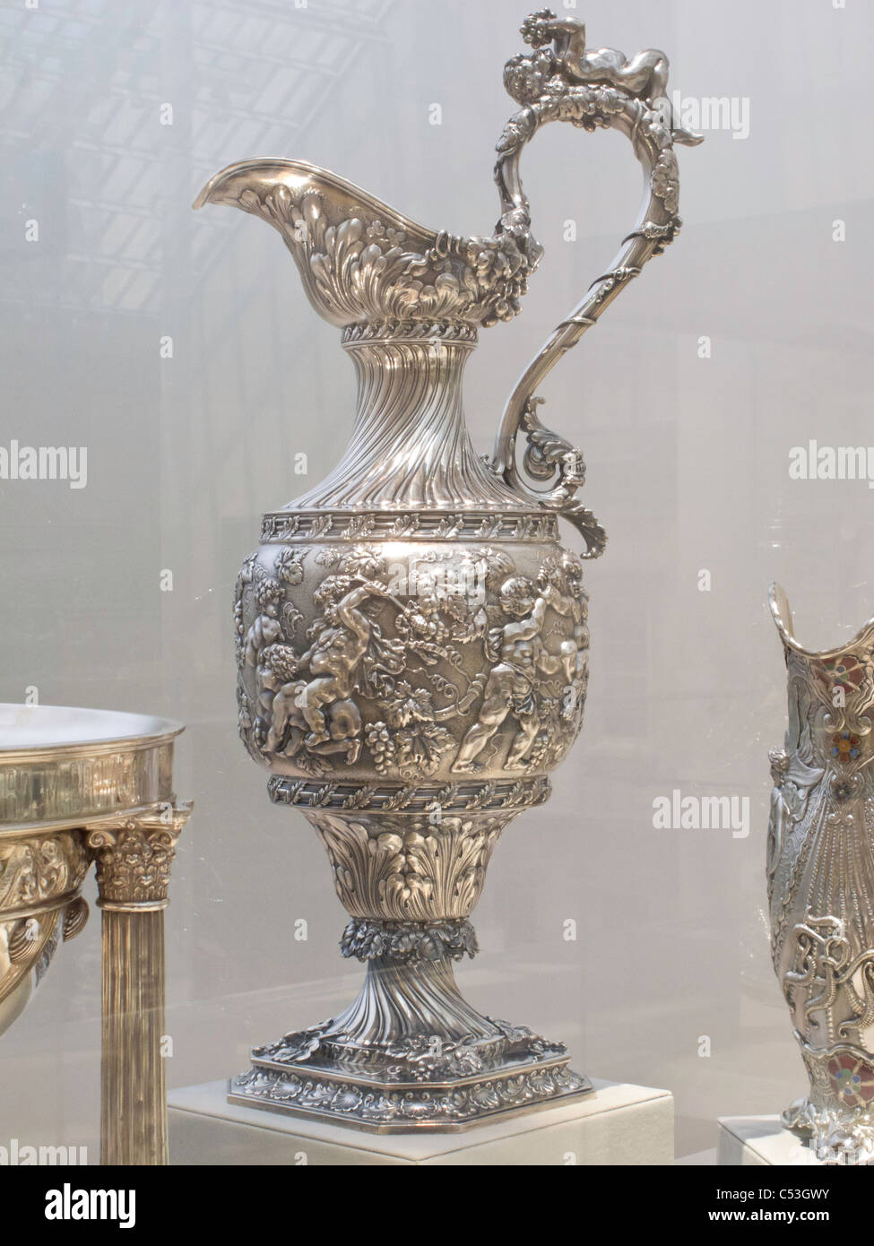 Tiffany & Co. Silber Roman Krug, erfüllt, NYC 1883-91 Stockfoto