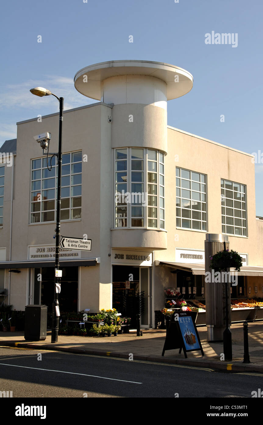 Gebäude im Talisman Square, Kenilworth, Warwickshire, England, UK Stockfoto