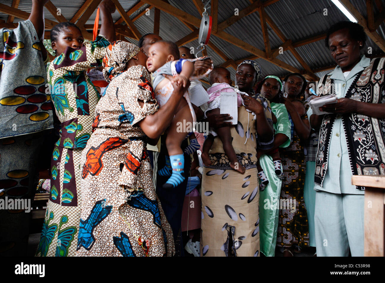 Mutter-Kind-Einheit der Ngarennaro Community Health Centre, Arusha, Tansania. Stockfoto