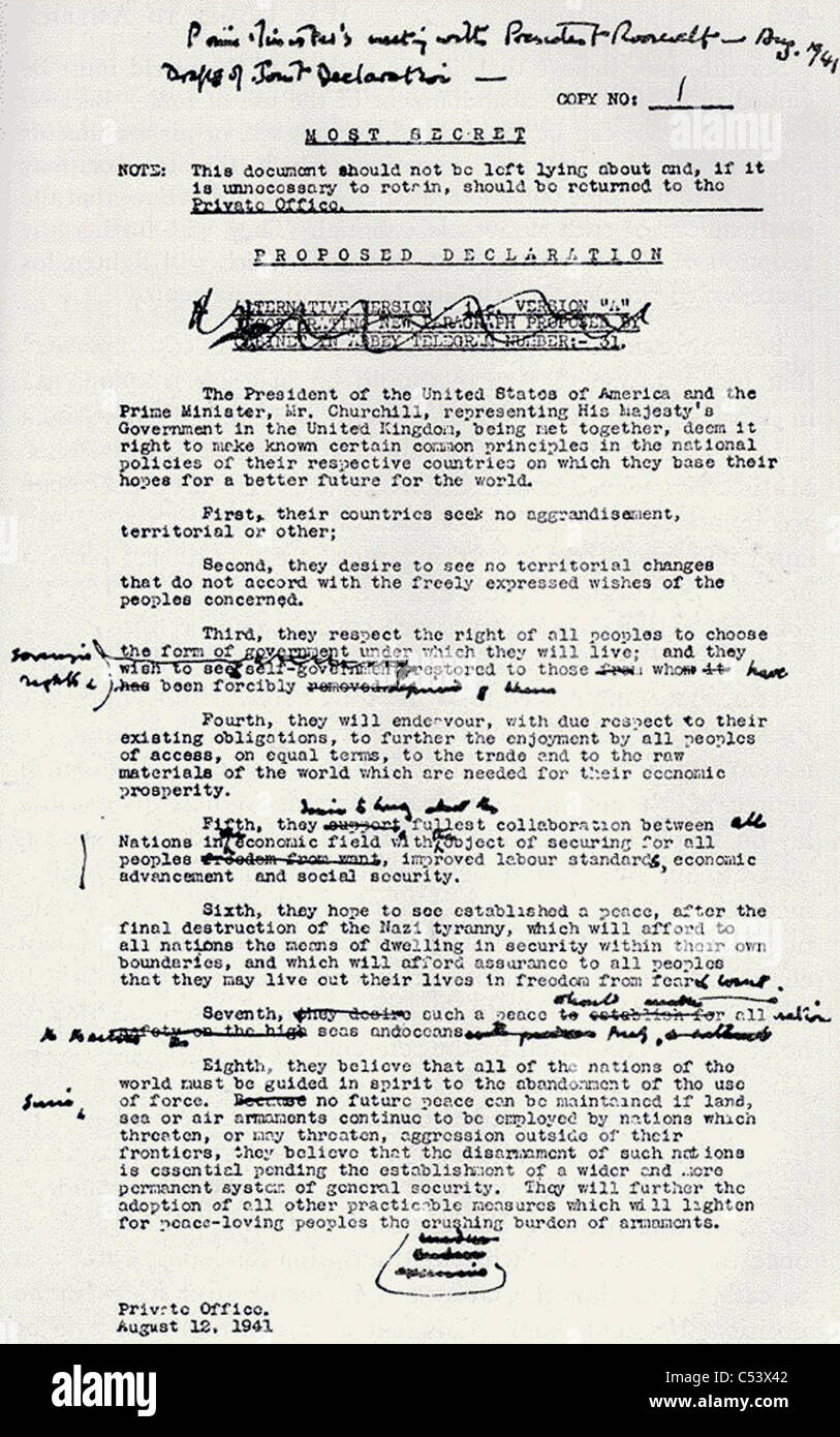 Atlantik-Charta - stimmte Churchills geänderte Kopie der Erklärung von Präsident Roosevelt im August 1941 Stockfoto