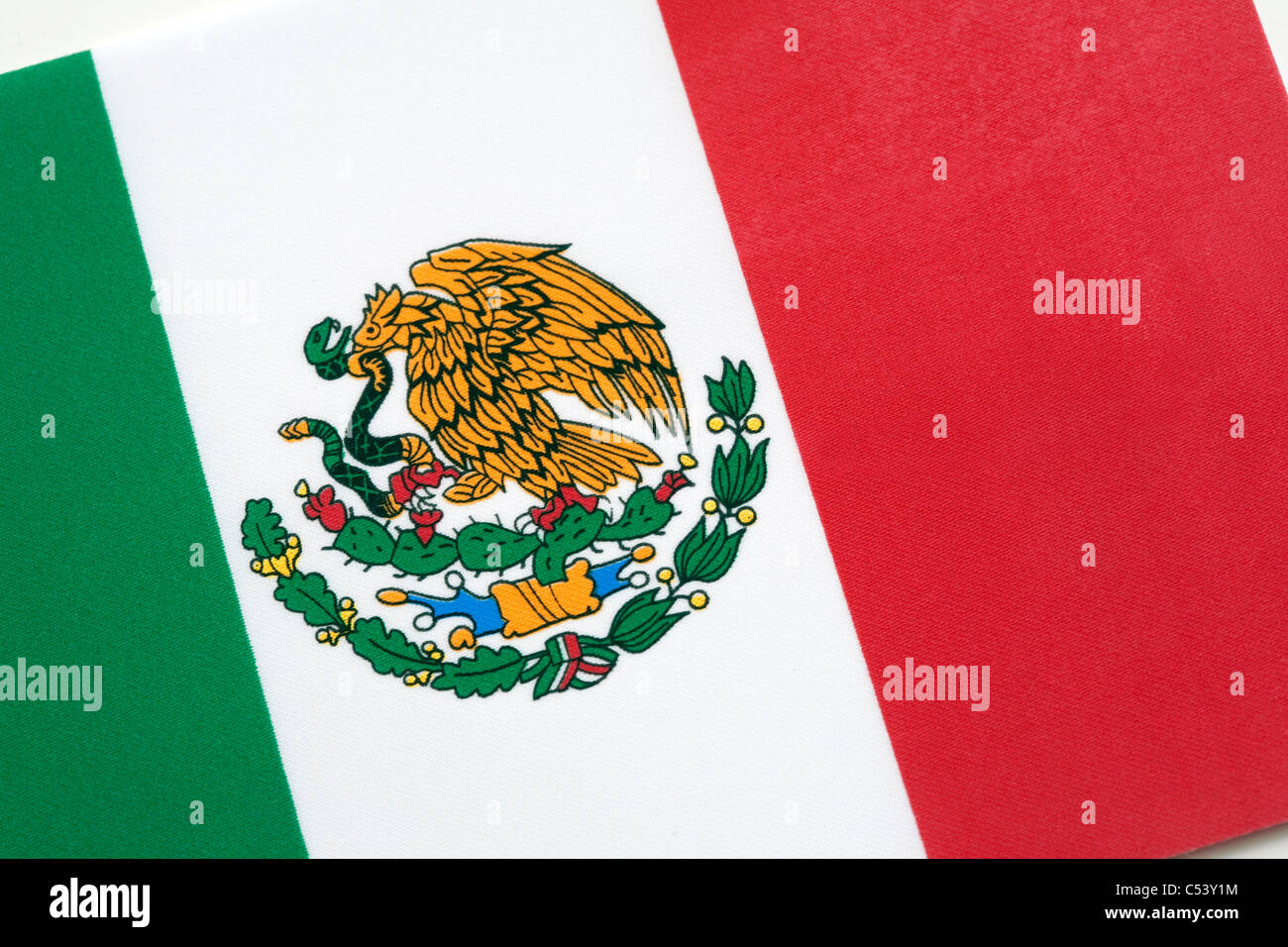 Mexikanische Flagge auf geneigten Winkel Stockfoto