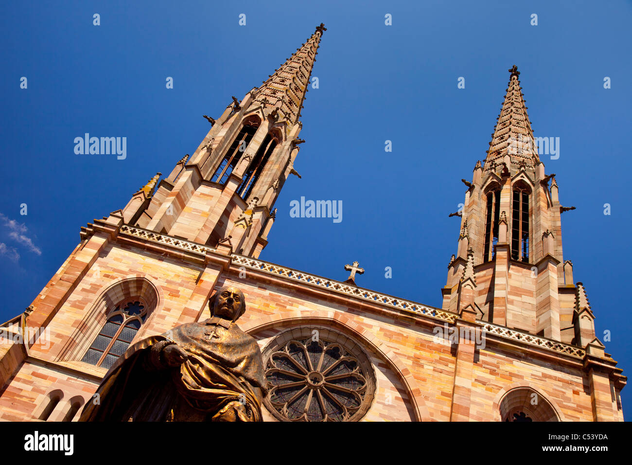 Saint-Pierre und Saint-Paul-Kirche in Obernai, Bas-Rhin-Elsass-Frankreich Stockfoto