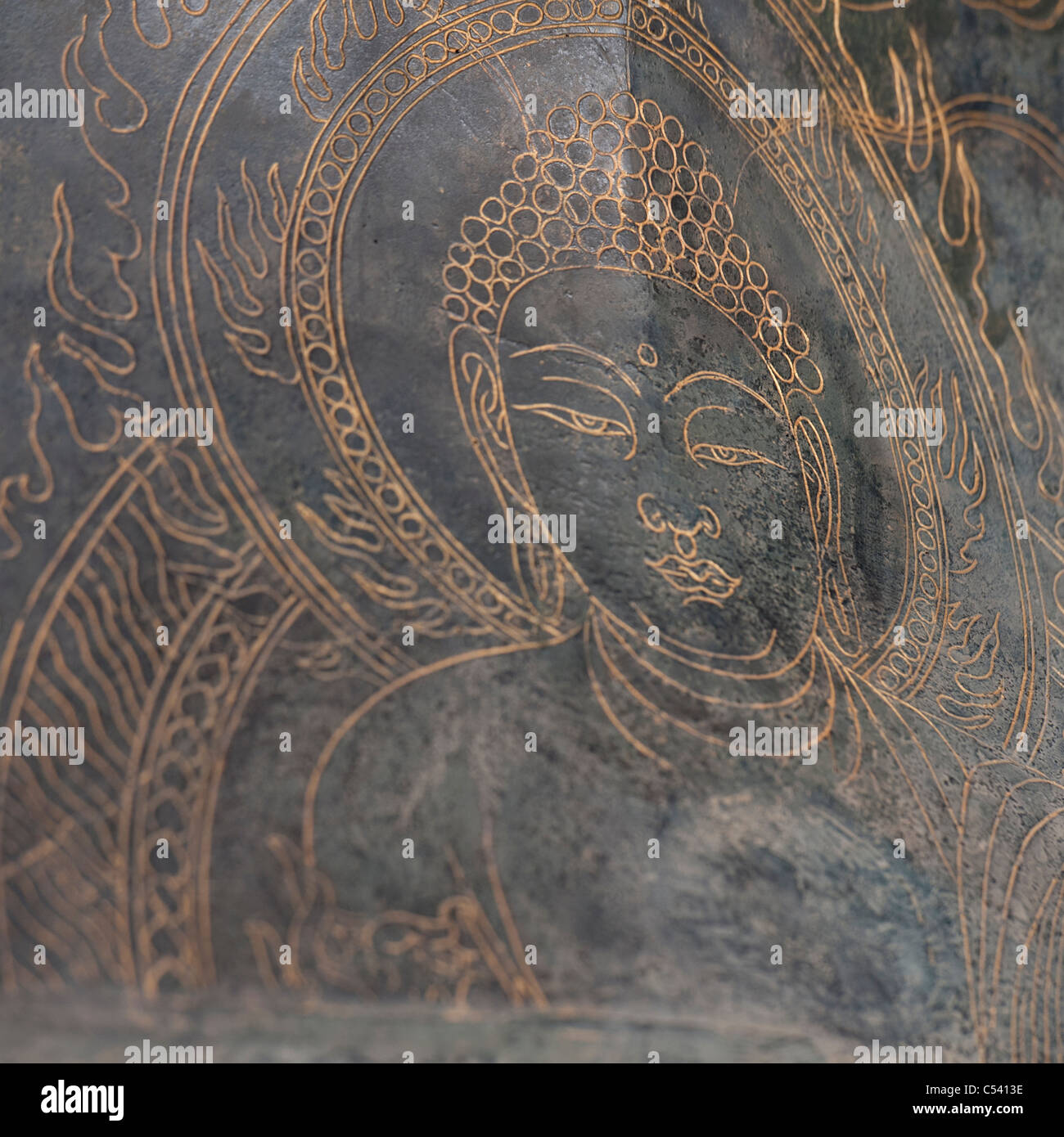 Gravuren auf einer Wand im Todaiji Tempel, Nara, Japan Stockfoto