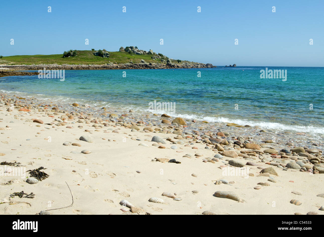 Bar Strand zwischen St. Agnes und Gugh, Isles of Scilly. Stockfoto