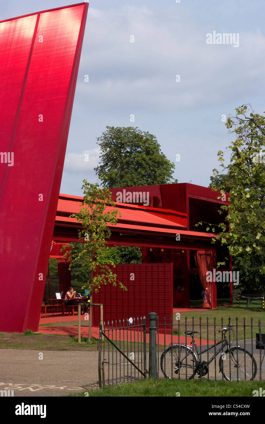 Die rote Sonne Pavillon, Serpentine Gallery, London, W2, England Stockfoto