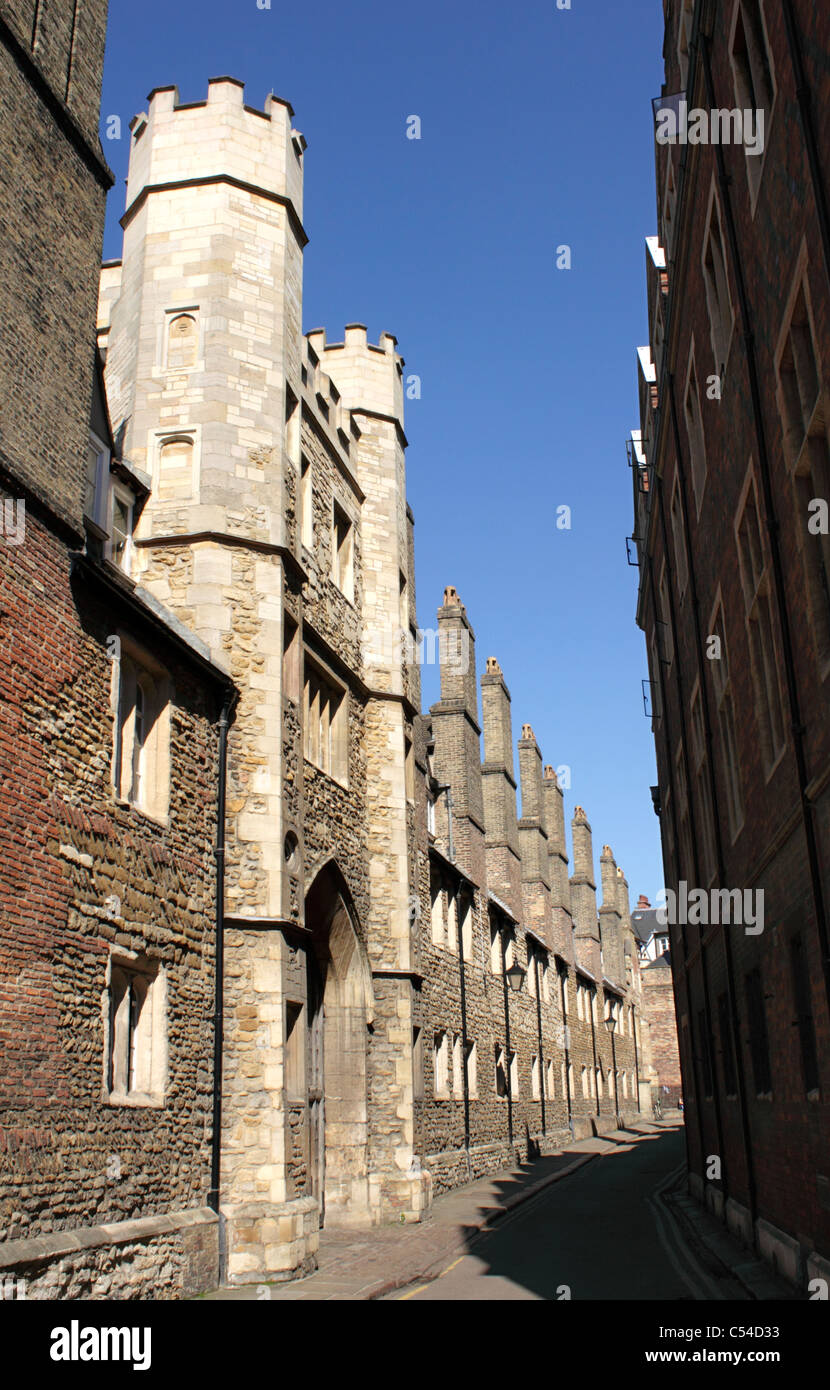 Trinity Lane und Tor zum Trinity College in Cambridge Stockfoto