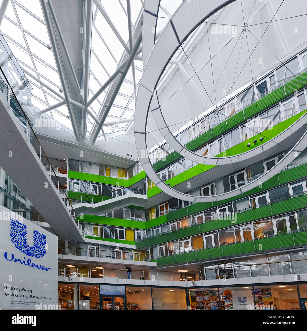 Interieur, Eingangsbereich, UNILEVER Deutschlandzentrale, Bürokomplex, weltweit beste Bürogebäude in 2009, Hamburg, Deutschland Stockfoto