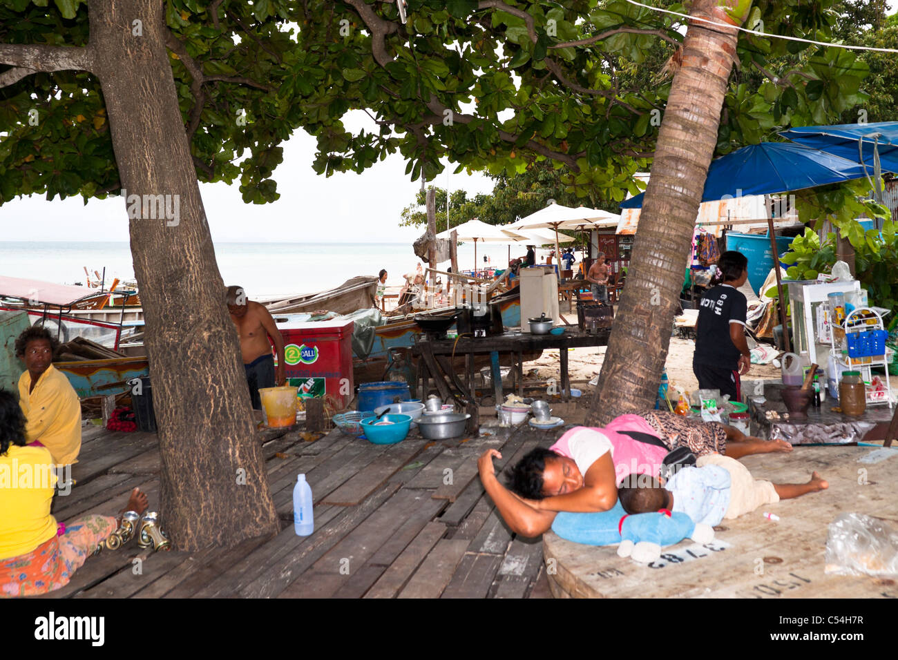 Detail der lokalen Bevölkerung in Sea Gypsy Village in Phi Phi Island, Thailand. Stockfoto