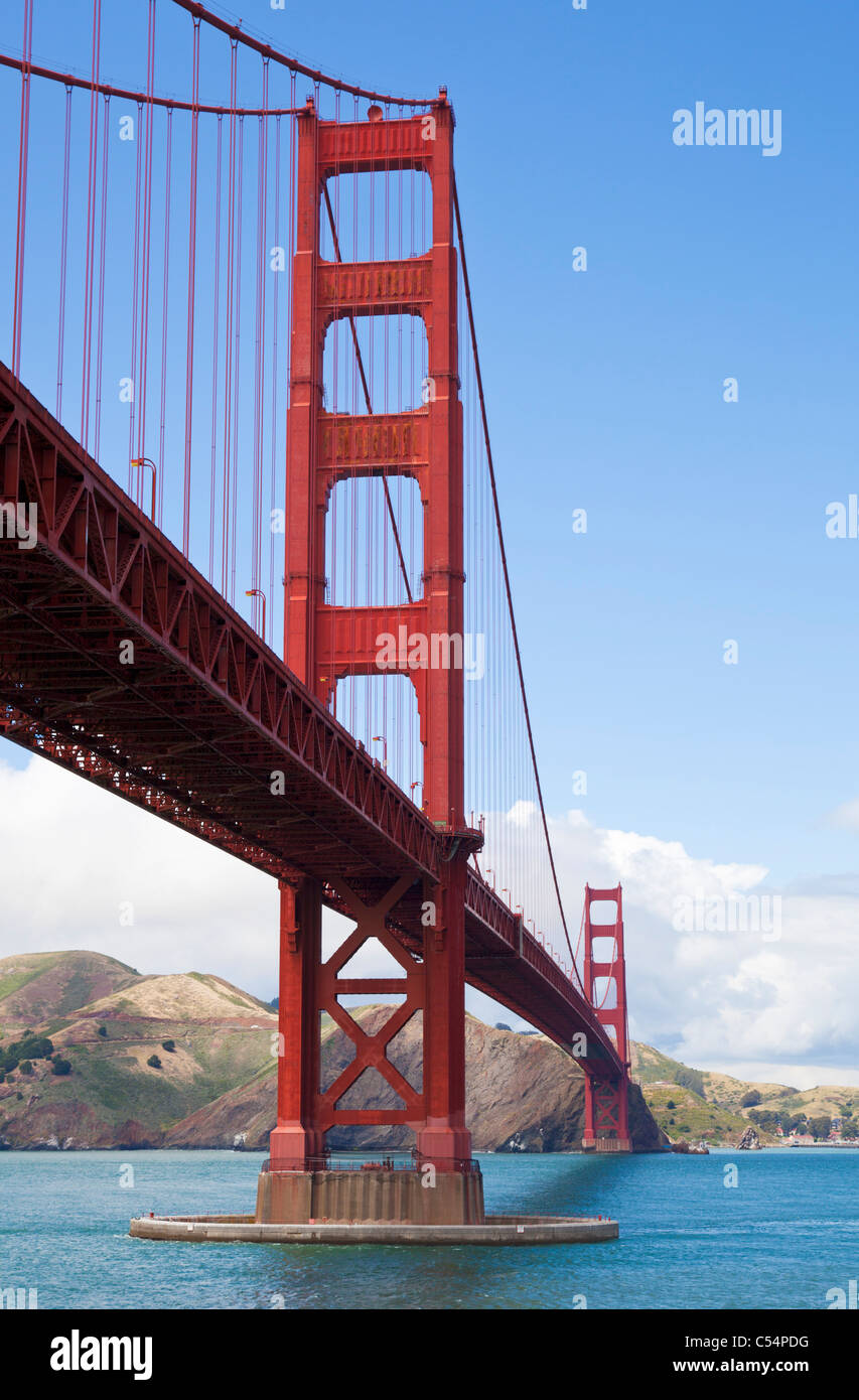 Die Golden Gate Bridge in San Francisco verbindet die Stadt mit Marin County von Fort Point City of San Francisco Kalifornien USA Stockfoto
