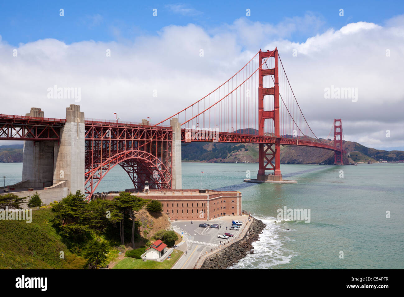 Die Golden Gate Bridge in San Francisco verbindet die Stadt mit Marin County von Fort Point City of San Francisco Kalifornien USA Stockfoto