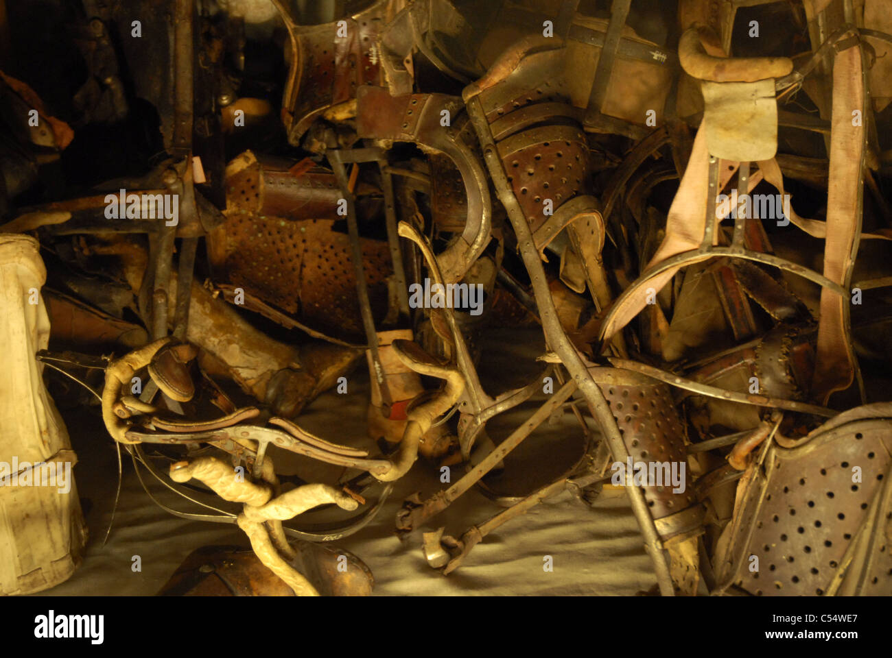 Anzeige des Gefangenen künstliche Gliedmaßen, Auschwitz I, Auschwitz, Polen. Stockfoto