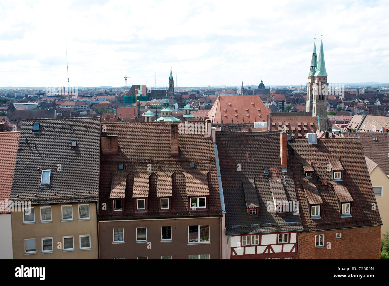 Blick von der Kaiserburg Auf Nuernbergs Altstadt, Sebalduskirche, Blick von der kaiserlichen Burg über der Nürnberger Altstadt Stockfoto