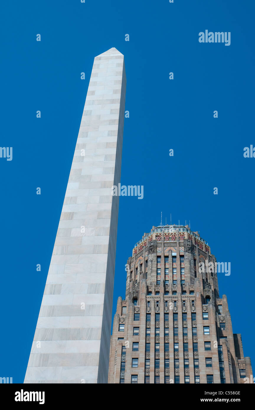 Niedrigen Winkel Ansicht eines Obelisken, McKinley Denkmal, Niagara Quadrat, Buffalo, New York State, USA Stockfoto