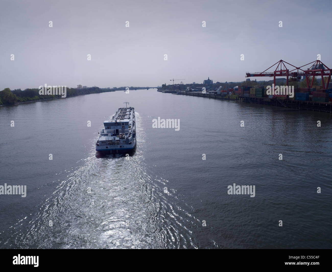 Crude oil vessel -Fotos und -Bildmaterial in hoher Auflösung – Alamy