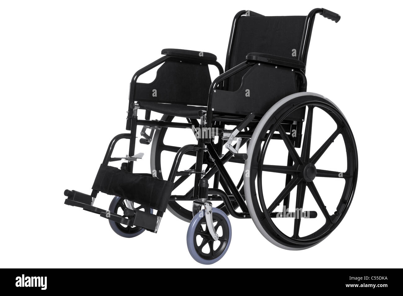 Foto eines Rollstuhls isoliert auf weiss mit einem sehr detaillierten Beschneidungspfad. Stockfoto