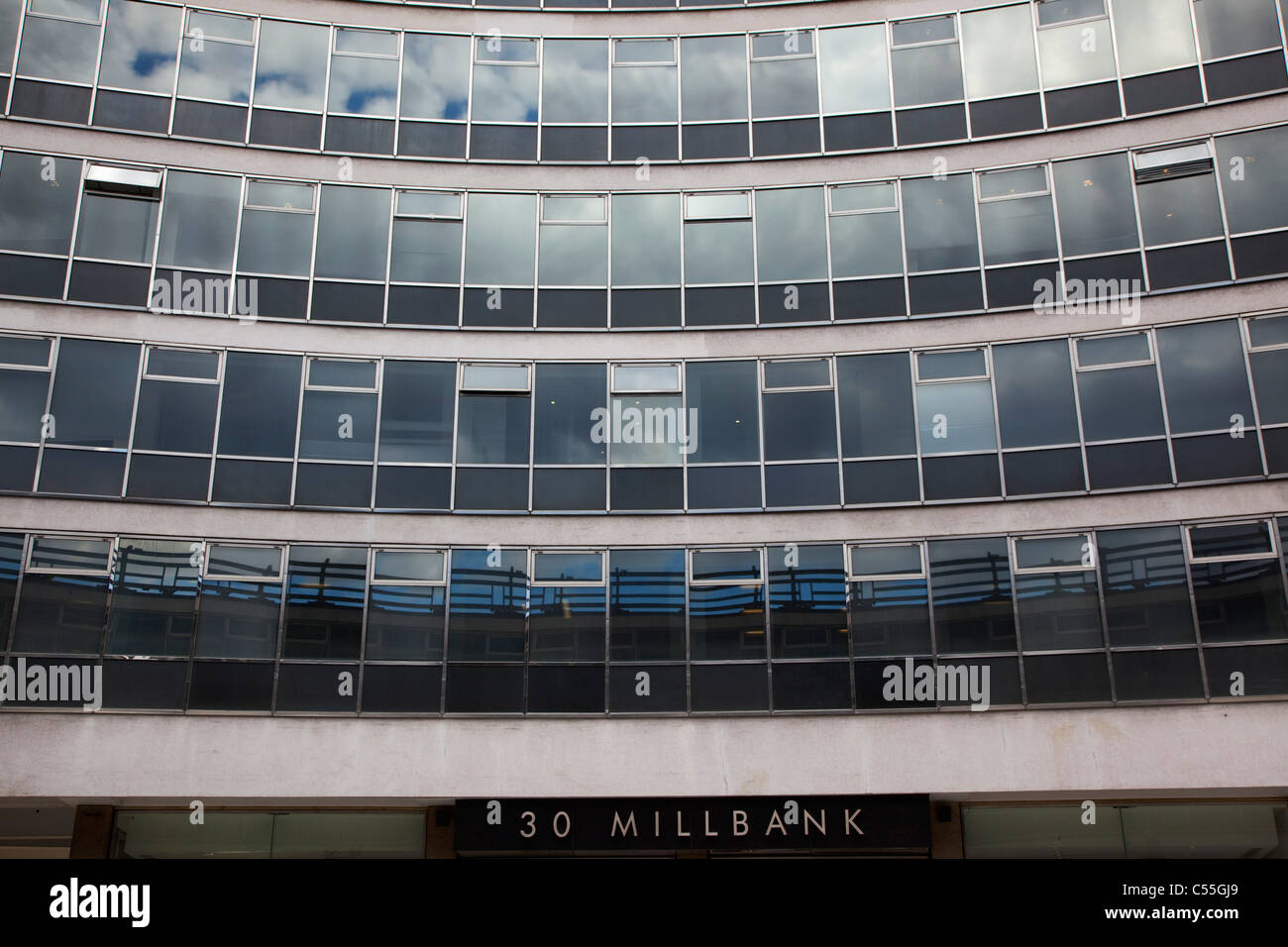 England, London, Westminster, Pimlico, äußere des Millbank Tower Büros, ehemals Vickers Turm. Stockfoto