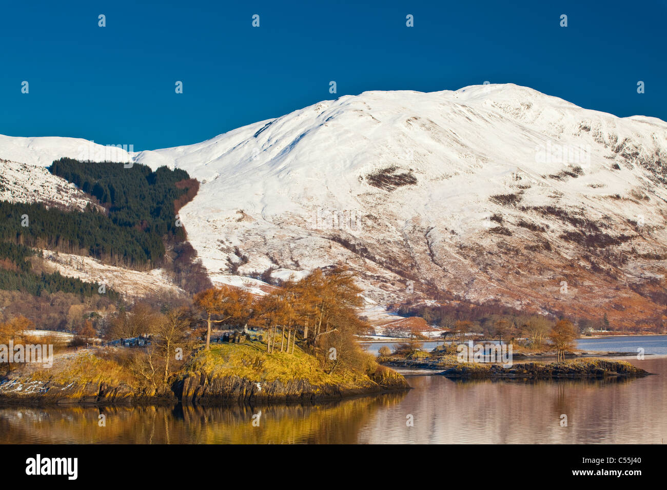 Schottland, schottische Highlands, Loch Leven. Eilean Munde Loch Leven der Bestattung Isle of Clan McDonald. Stockfoto