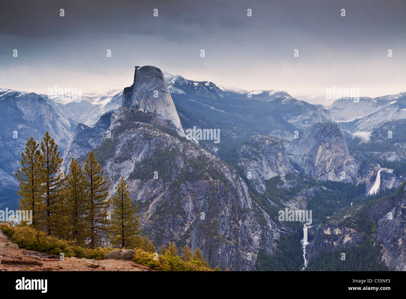 Yosemite National Park Half Dome Yosemite National Park California usa Vom Glacier Point Stockfoto