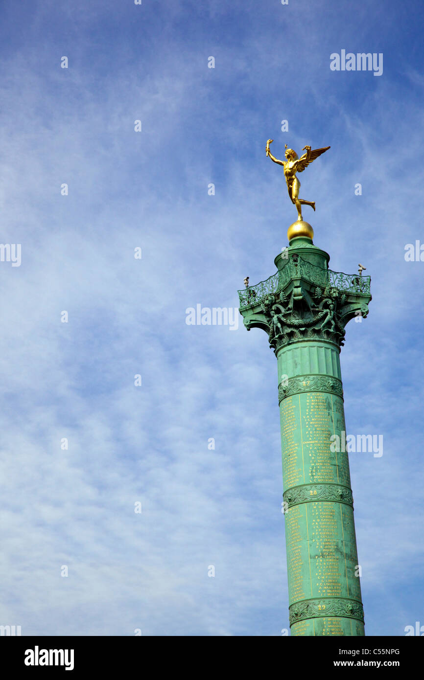 Niedrigen Winkel Ansicht einer Spalte, Juli Spalte, Place De La Bastille, Paris, Ile de France, Frankreich Stockfoto