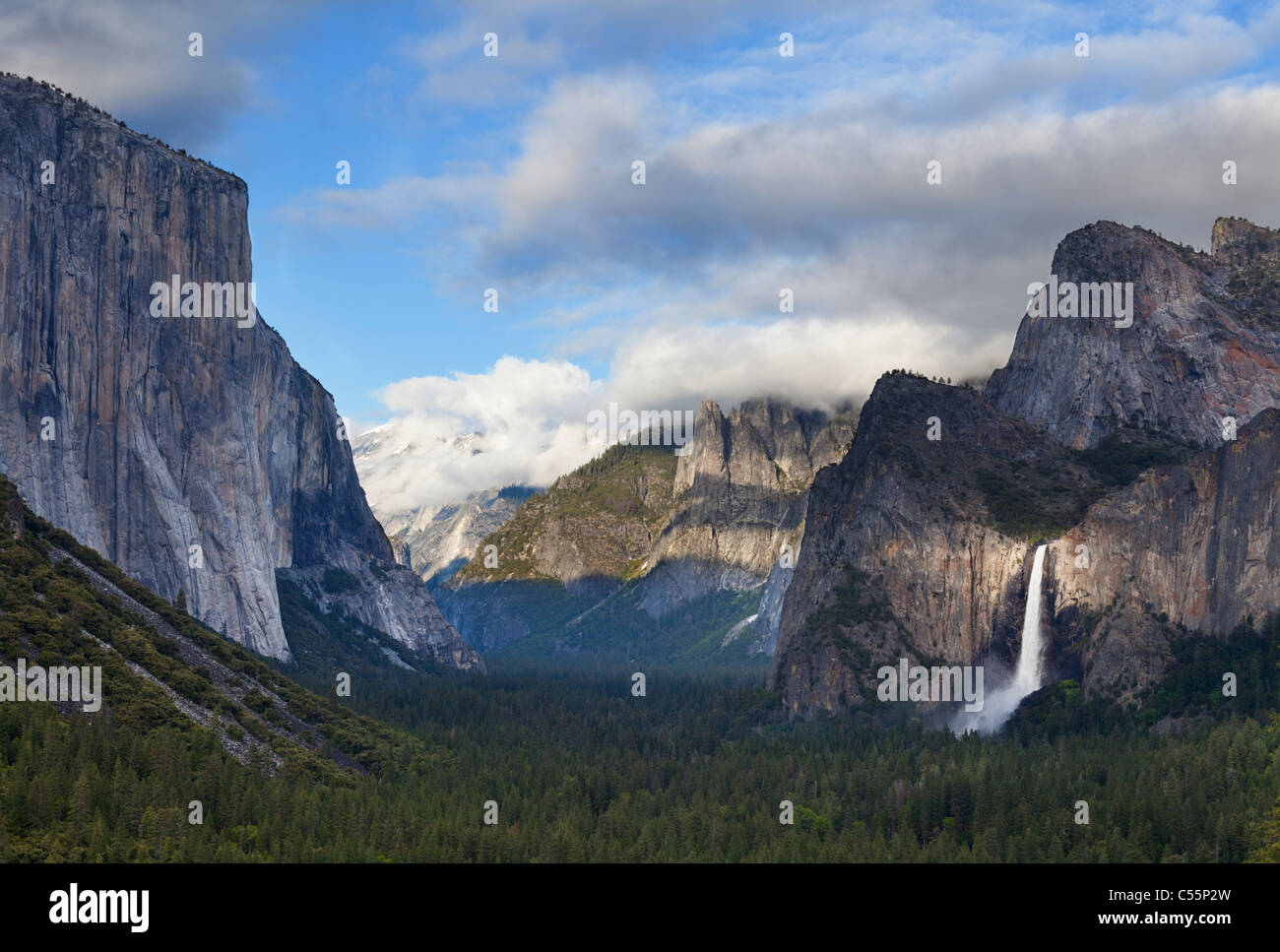Yosemite-Nationalpark El Capitan und Bridalveil Fall Yosemite Valley Yosemite-Nationalpark Kalifornien USA USA USA USA Stockfoto