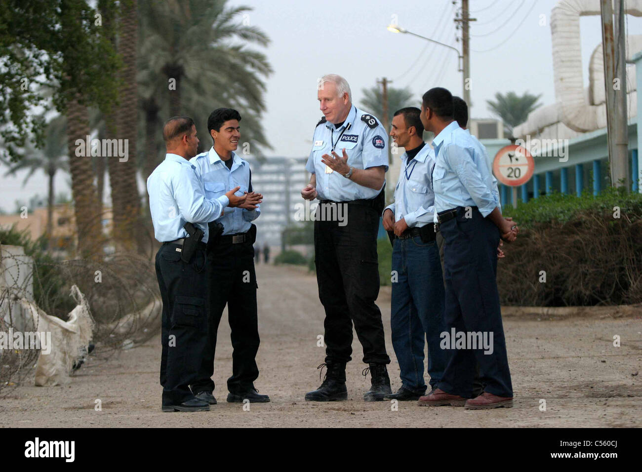 Assistant Chief Constable Douglas Brand bei Besuch in Bagdad der Police Academy, Irak, Nahost Stockfoto