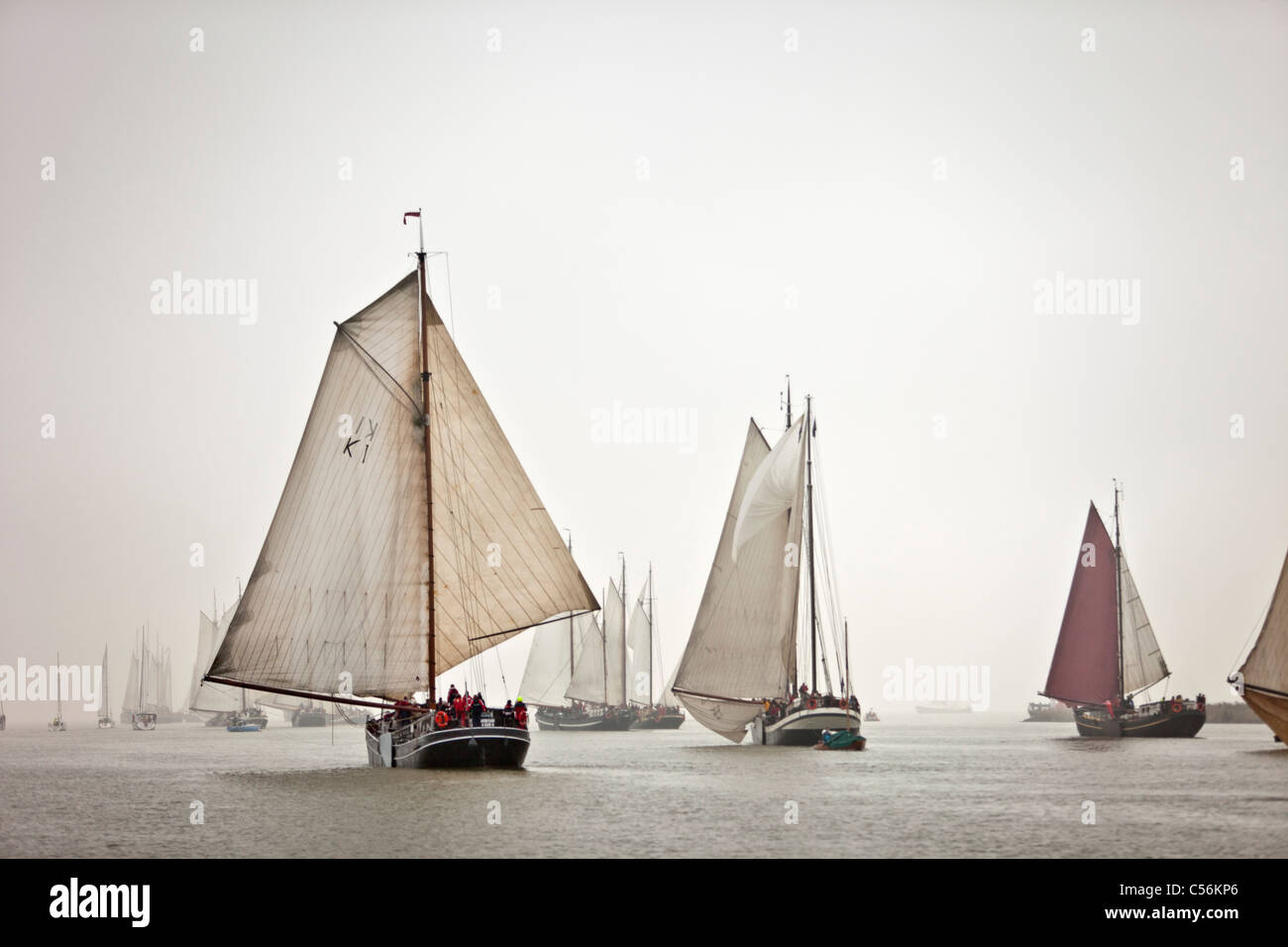Die Niederlande, Enkhuizen. Jährliche Rennen der traditionelle Segelschiffe namens Klipperrace. Stockfoto