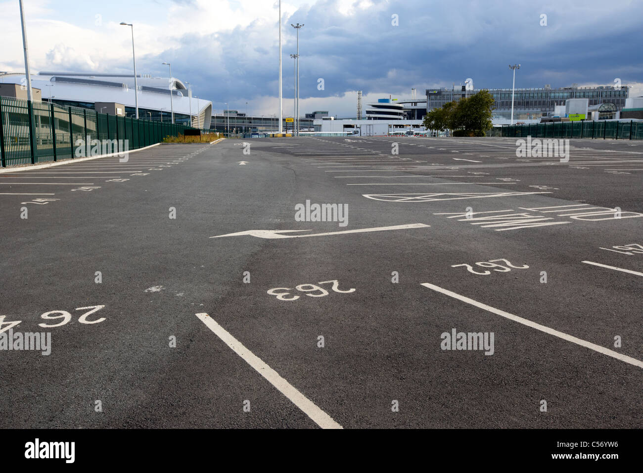 leeren Parkplatz Parkplatz in Dublin Flughafen Irland Europa Stockfoto