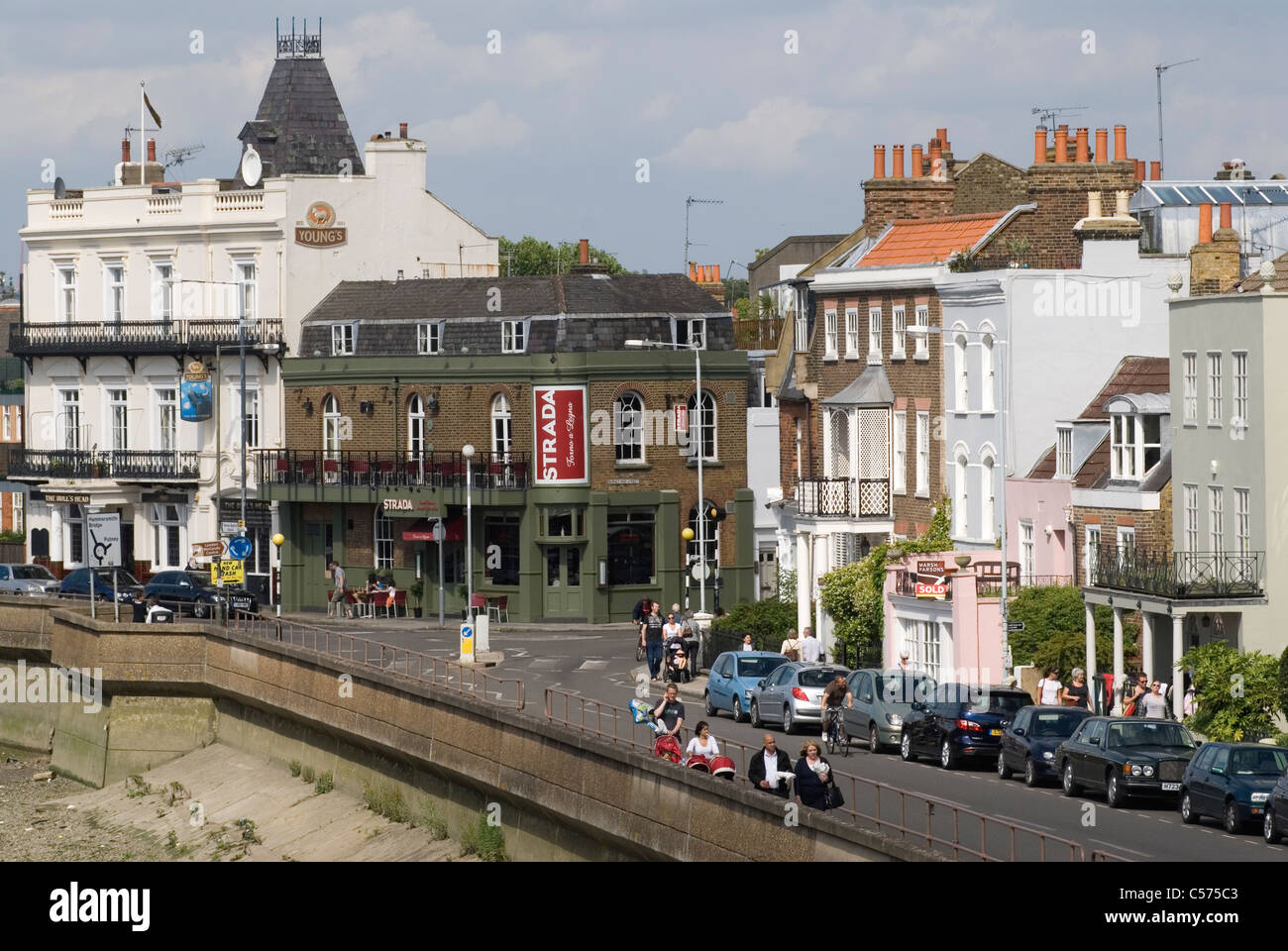 Barnes, Südwesten London Uk. HOMER SYKES Stockfoto