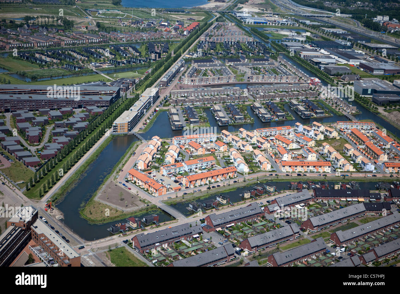 Niederlande, Utrecht, moderne Wohnhaus Bau. Luft. Stockfoto