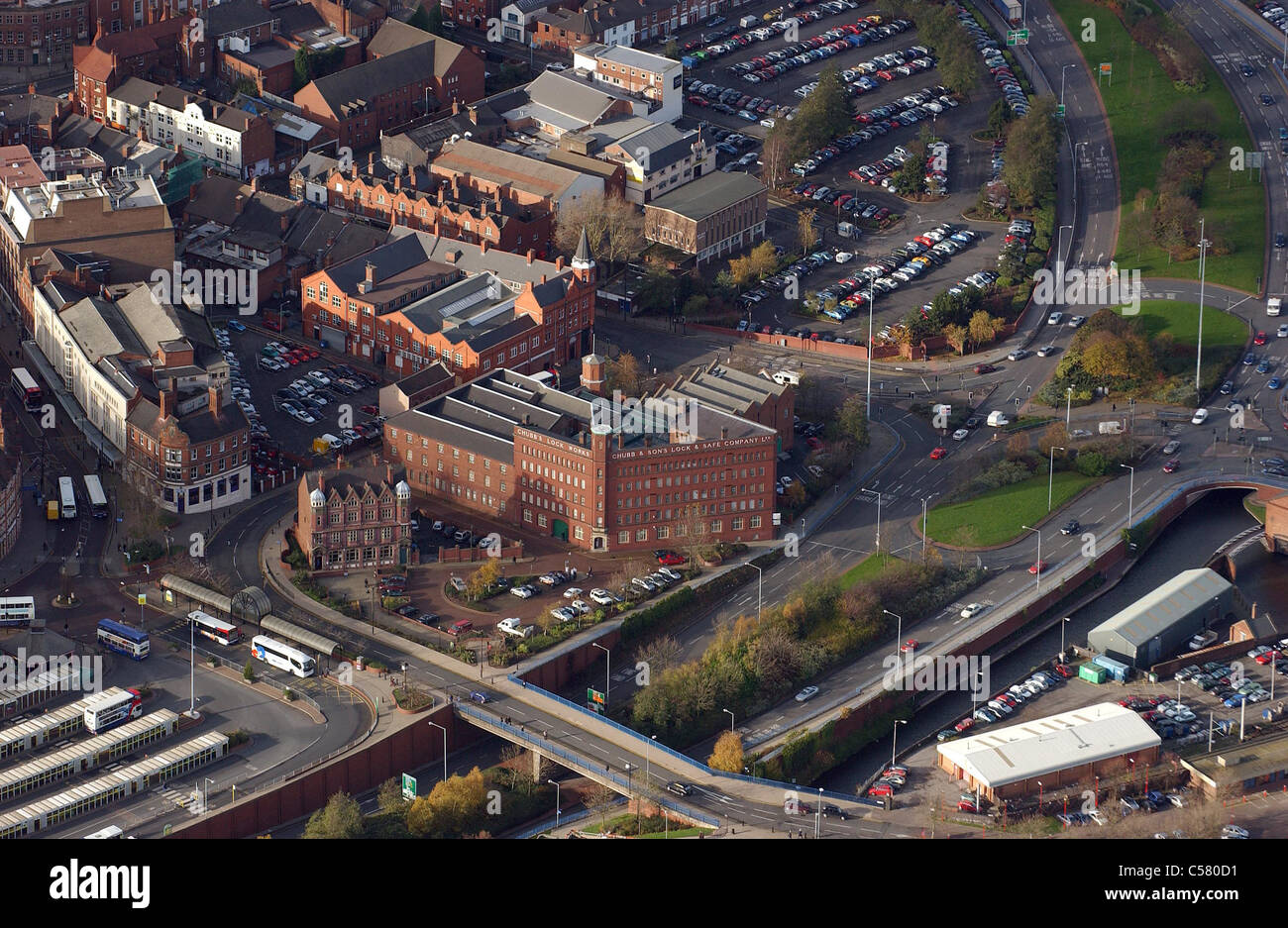 Luftaufnahme der alten Chubb & Söhne Lock Werke in Wolverhampton Stockfoto