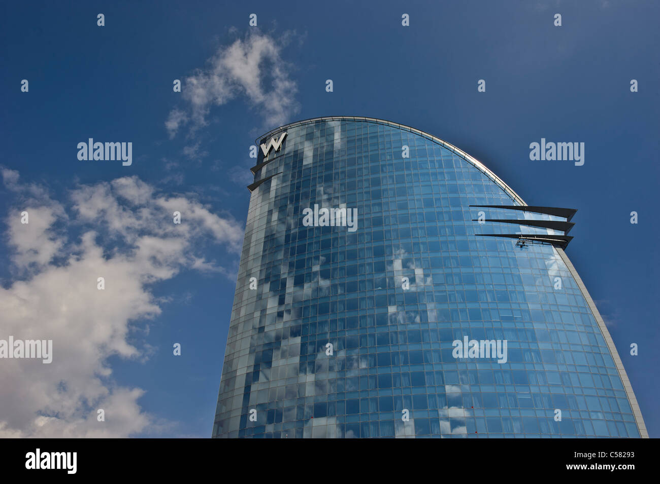 Blick auf das Luxus-Hotel-W in Barcelona, Spanien Stockfoto