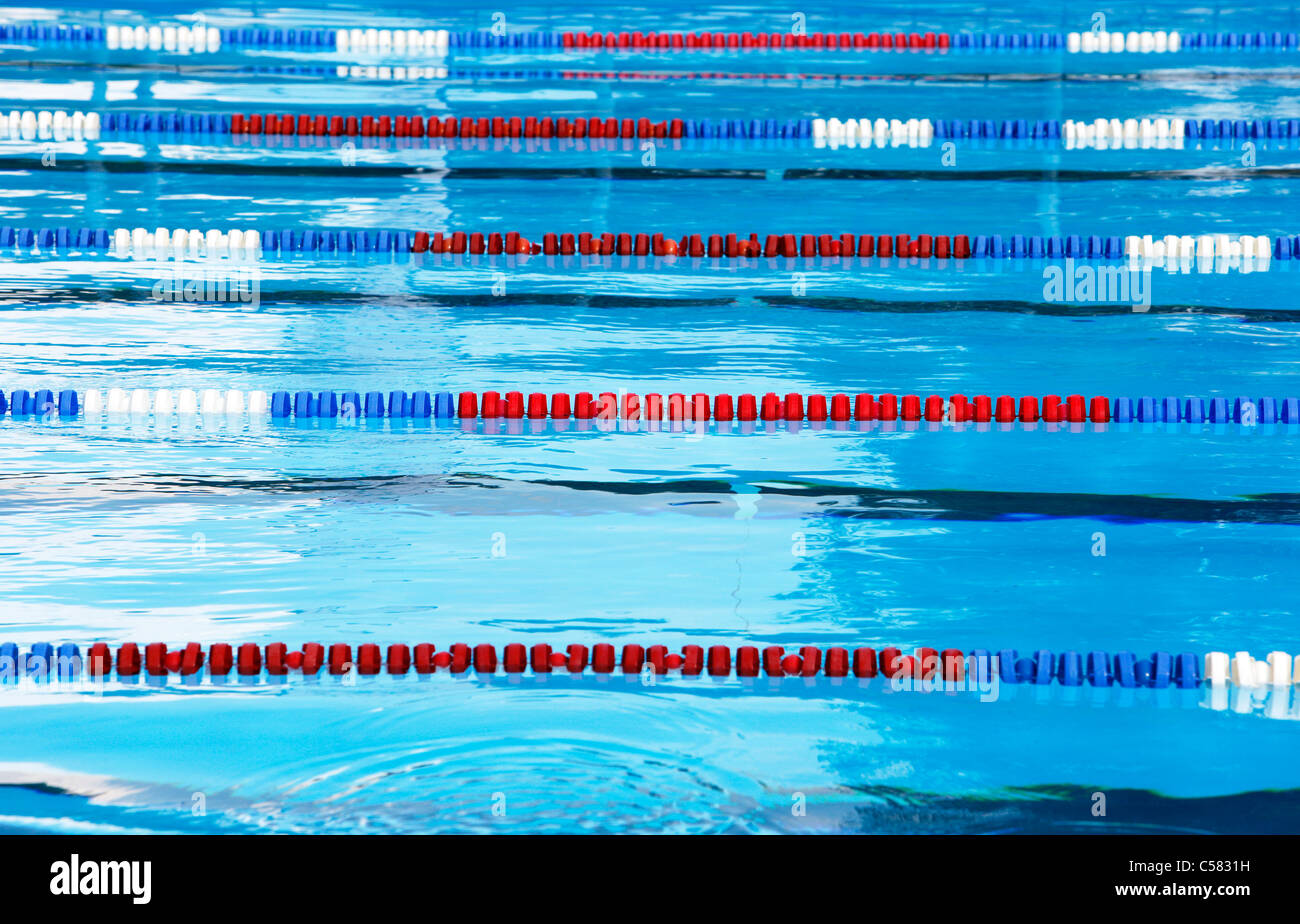 Swimming Pool für Wettbewerb, Schwimmbahnen schwimmen Stockfotografie Alamy Swimming Pool für Wettbewerb, Schwimmbahnen schwimmen Stockfotografie Alamy