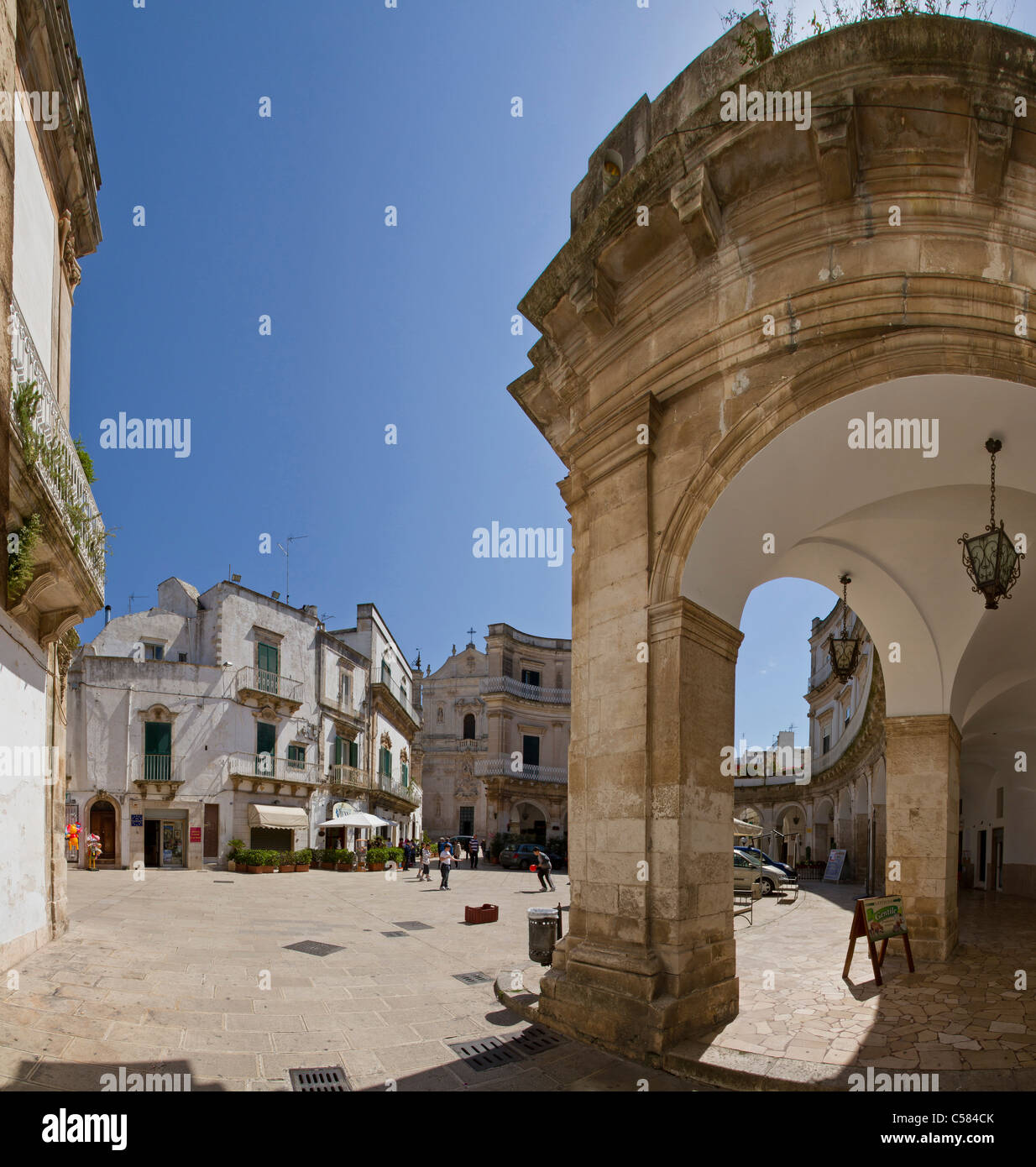Italien, Europa, ich Portici, quadratisch, Martina Franca, Apulien, Menschen, Stadt, Dorf, Frühling Stockfoto