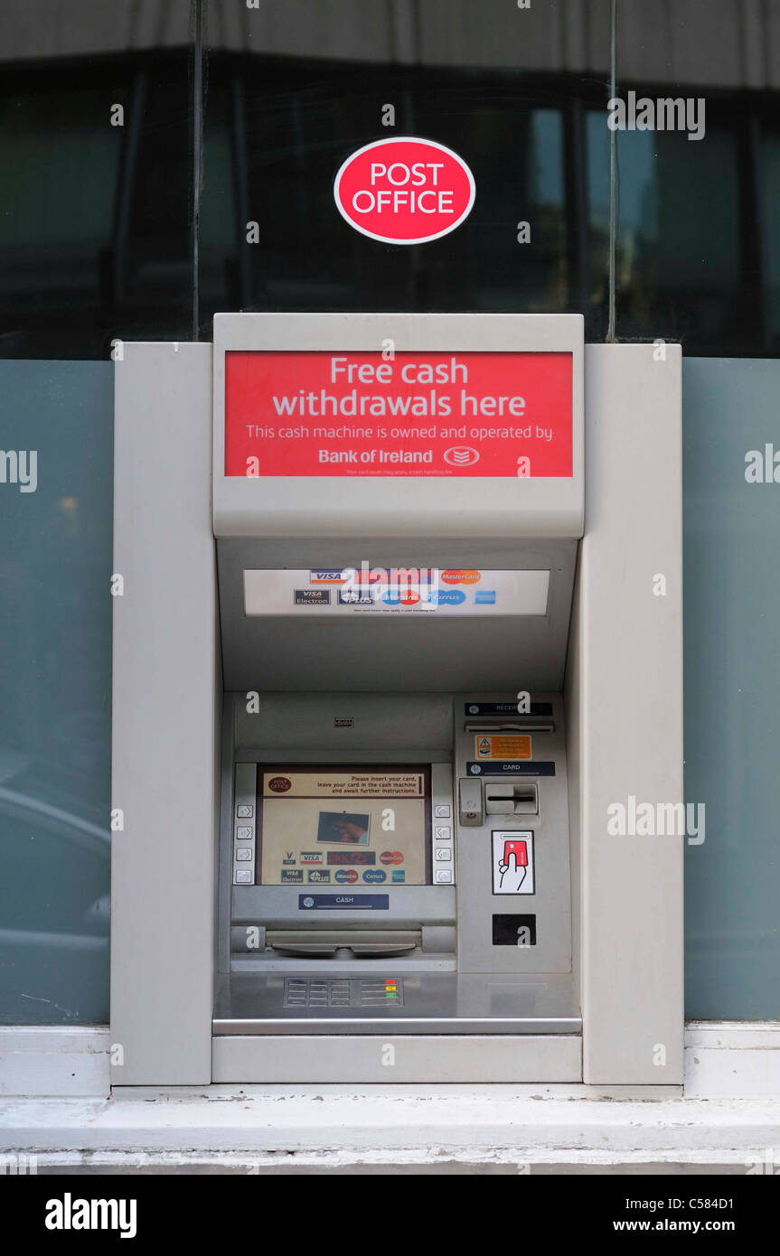 Britische Post Cashpoint Geldautomat Stockfoto