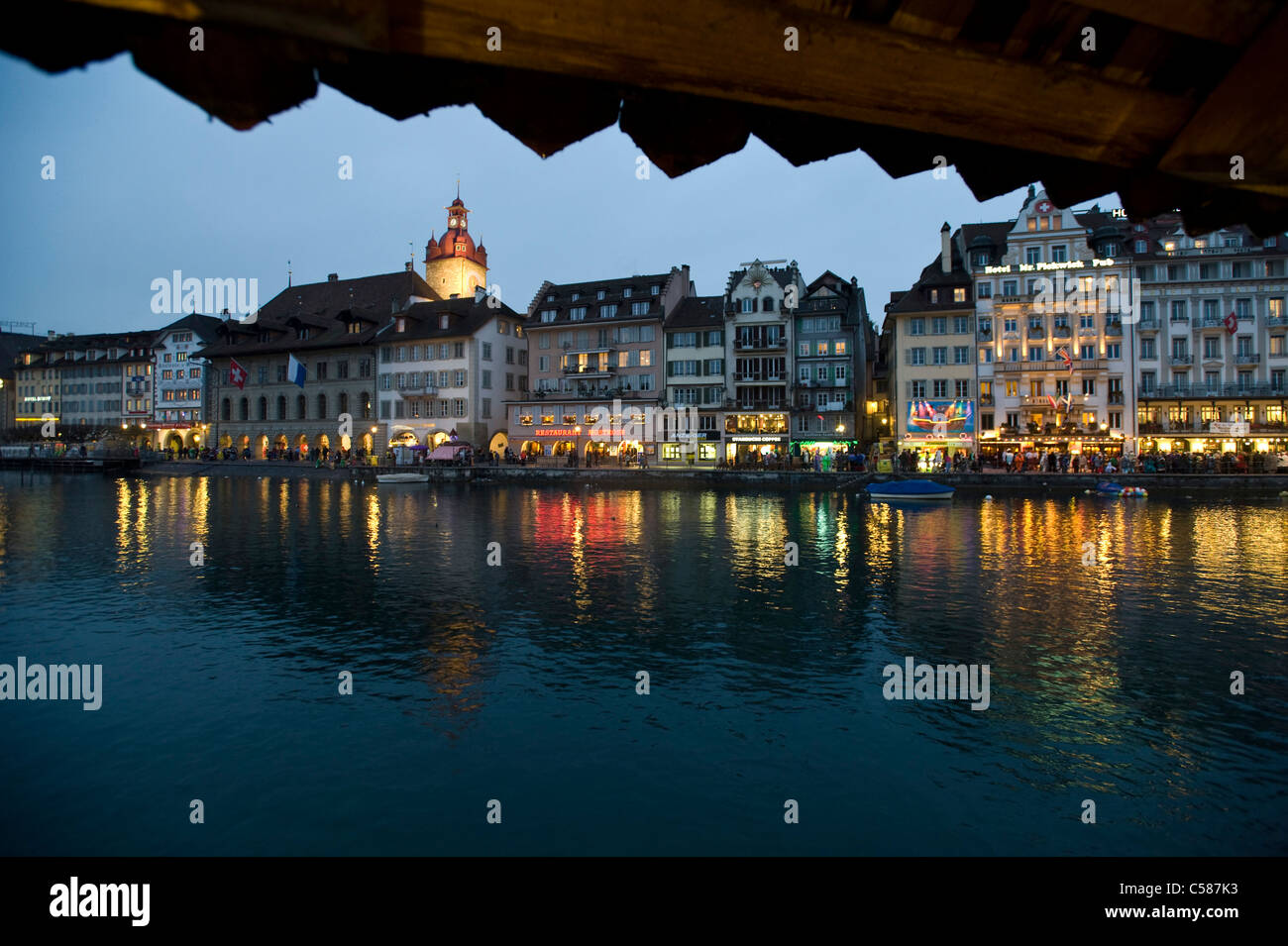 Schweiz, Europa, Reuss, Luzern, Karneval, Karneval, Stadt, Stadt, Altstadt, Tradition, Tracht, Kleidung, Kultur, Party, Fête Stockfoto