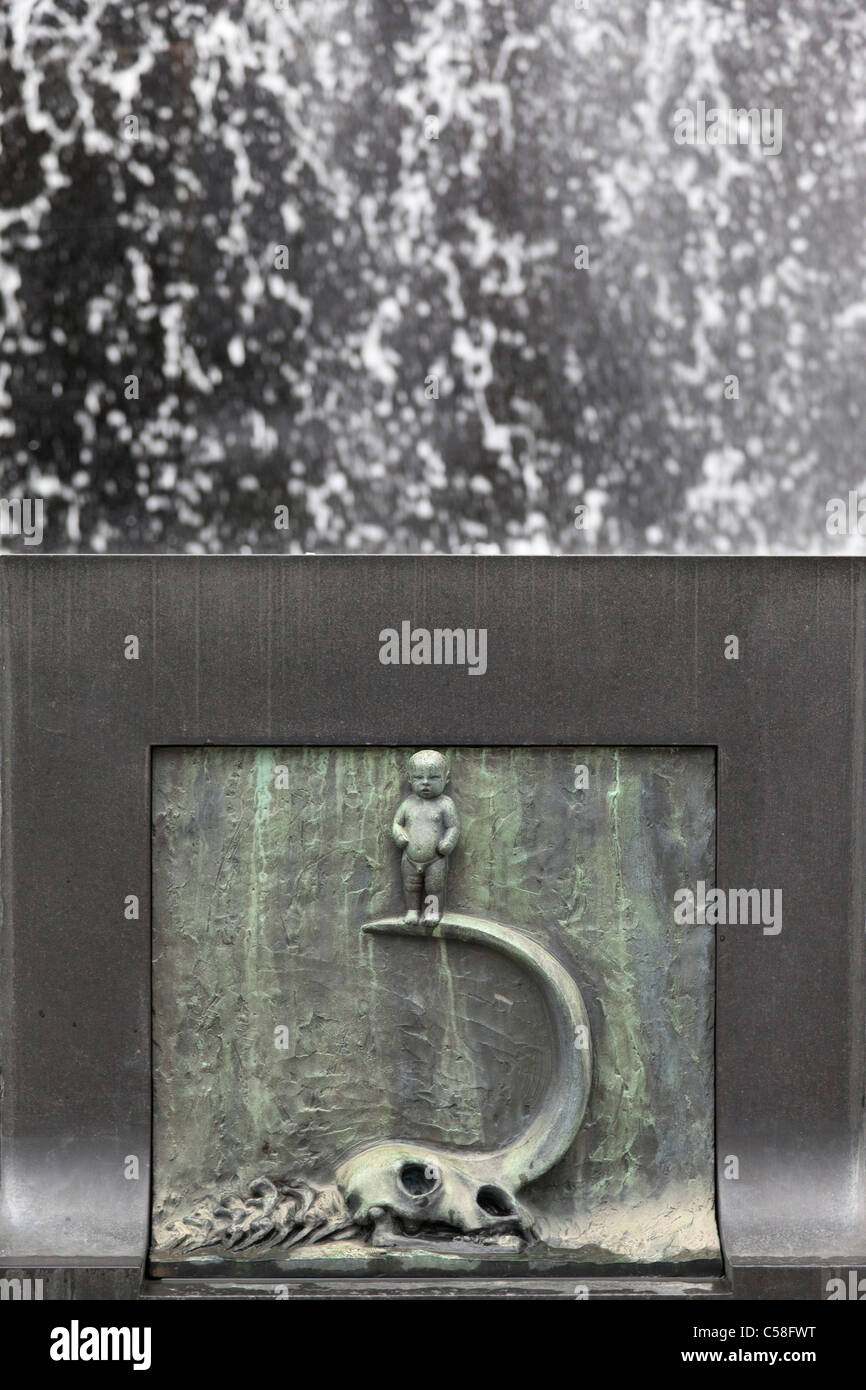 Grausige Details auf Basis von Brunnen, Vigeland Skulpturenpark, Oslo Norwegen Stockfoto