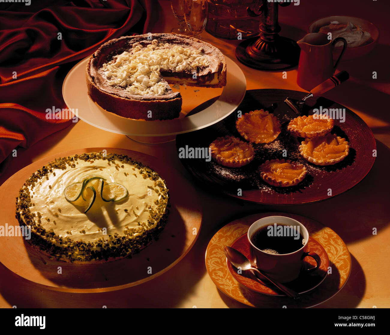 Tableau: Schokolade - Käsekuchen / kleine Quark - Orange Kuchen / Rahm ...