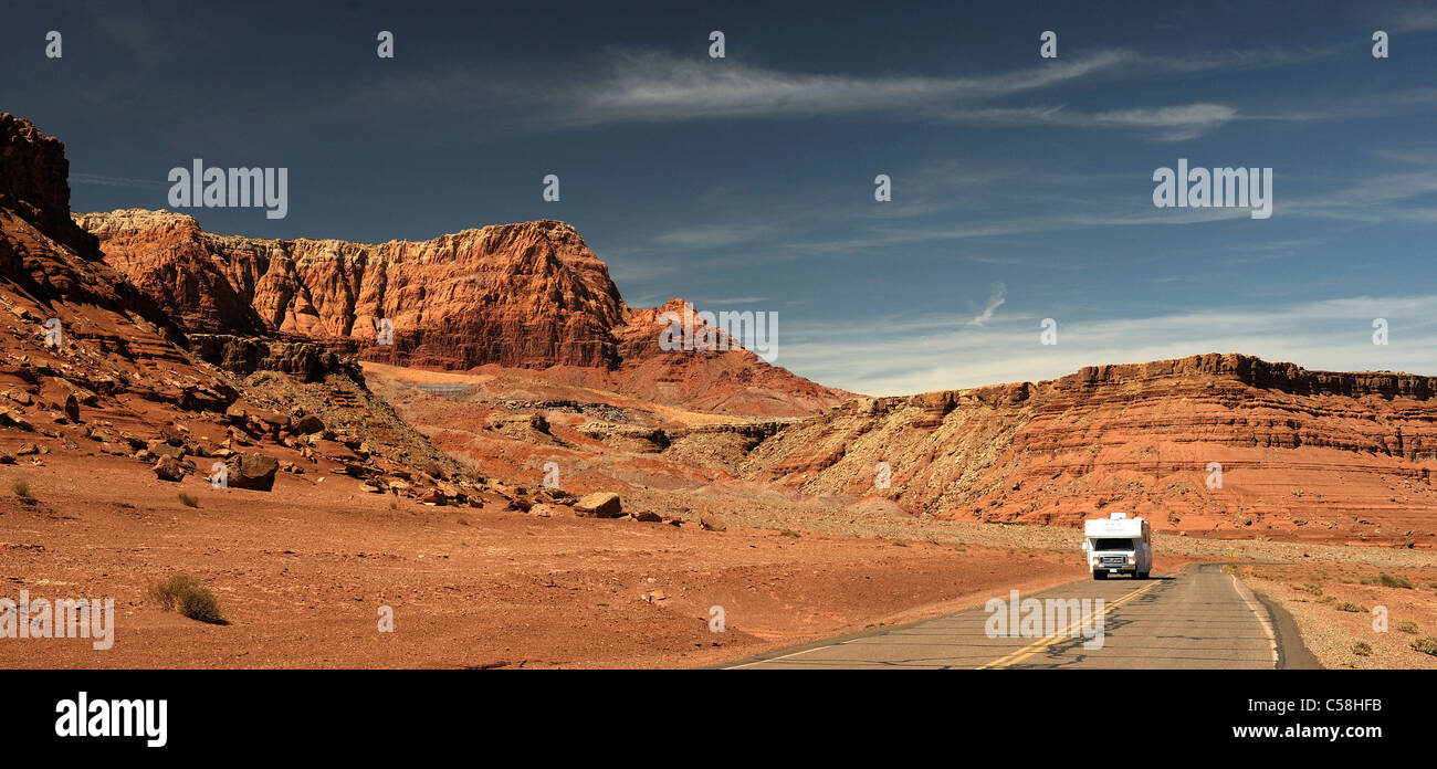 Glen Canyon National Recreation Area, Lees Ferry, Arizona, USA, USA, Amerika, Straße, Wohnmobil, Felsen Stockfoto