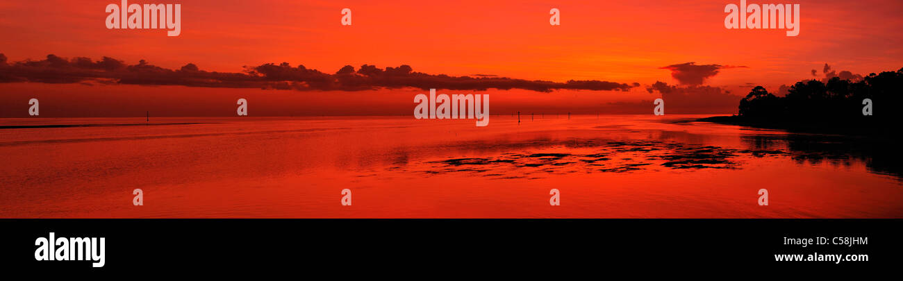 Bayport Park, Dämmerung, Pine Island, in der Nähe von Spring Hill, Florida, USA, USA, Amerika, Sonnenuntergang, Meer Stockfoto