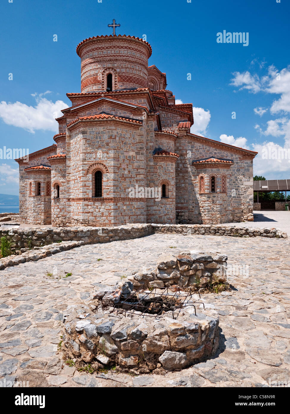 Mazedonische orthodoxe Kirche des Heiligen Kliment & Pantelejmon bei Plaosnik, die Website einer römischen Basilika in Ohrid, Mazedonien Stockfoto