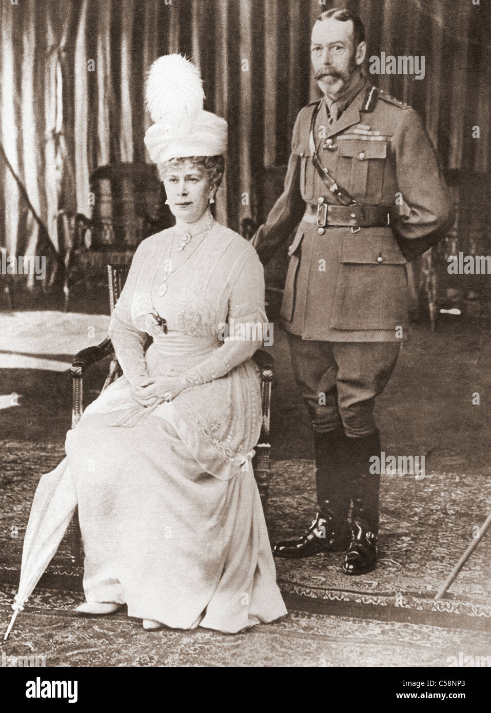 Silberne Hochzeit Porträt von König George v. und Queen Mary im Jahre 1918. Stockfoto