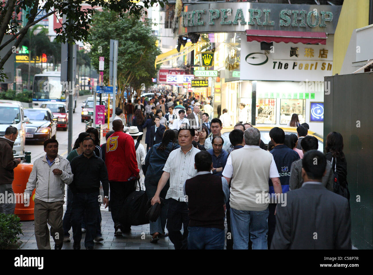 Menschen auf der Nathan Road, Hongkong, China Stockfoto